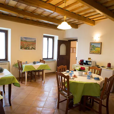 Bed & Breakfast Antica Fonte Del Latte 4*