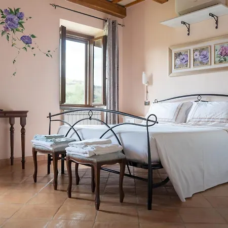 Antica Fonte Del Latte Bed and breakfast Santa Vittoria in Matenano