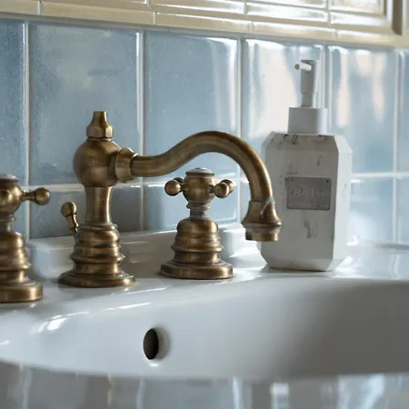 Bed and breakfast Antica Fonte Del Latte 4*