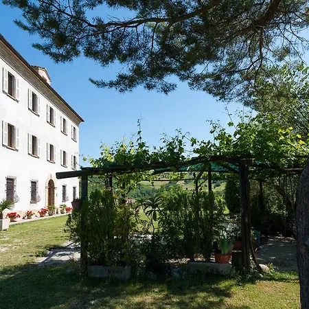 Alojamento de Acomodação e Pequeno-almoço Antica Fonte Del Latte