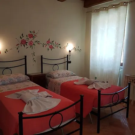 Antica Fonte Del Latte Alojamento de Acomodação e Pequeno-almoço 4*