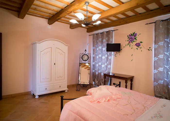 Antica Fonte Del Latte 4* Santa Vittoria in Matenano