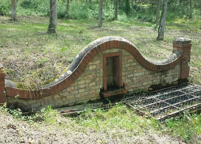 Antica Fonte Del Latte 4*